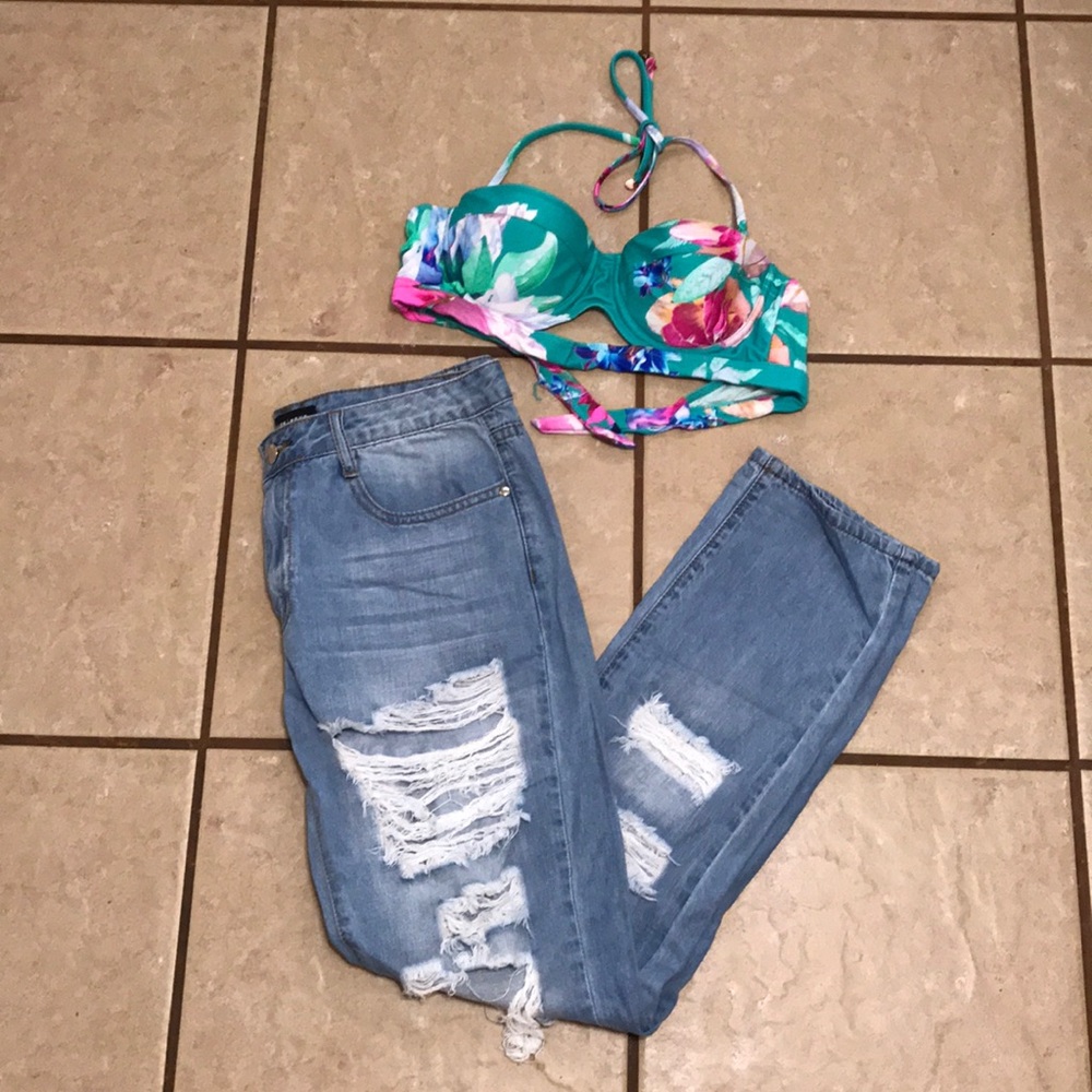 Fashion nova jeans & bathing suit top